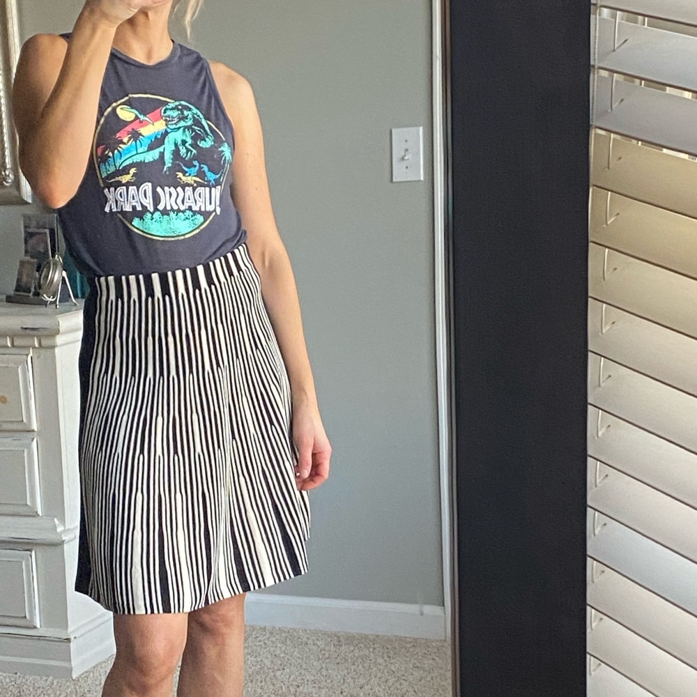 🦄 2/$15 🦄 Nic + Zoe skirt
